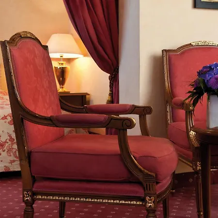 Victor's Residenz-hotel 4*